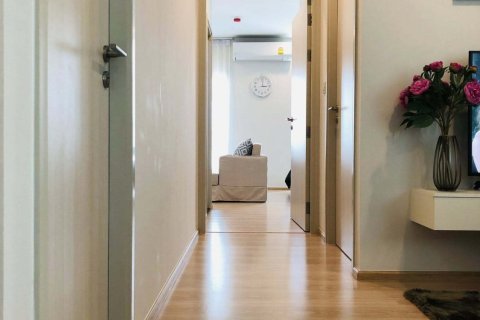 Condo à Huai Khwang, Bangkok, Thaïlande, 2 chambres  № 144846 - photo 8