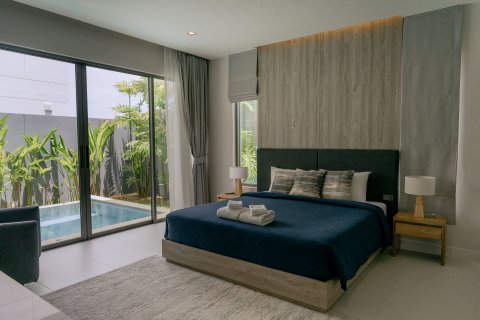 Villa in Phuket, Thailand 4 bedrooms № 144847 - photo 14