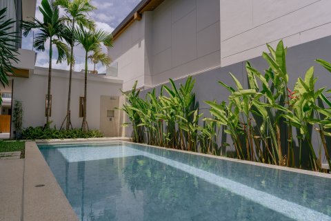 Villa in Phuket, Thailand 4 bedrooms № 144847 - photo 4