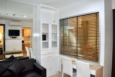 Студия в кондо в Хуай Кванге, Бангкок, Таиланд № 141193 - фото 2