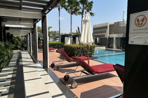 Студия в кондо в Хуай Кванге, Бангкок, Таиланд № 141193 - фото 19