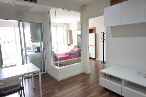 Студия в кондо в Бангкоке, Таиланд № 139540 - фото 1