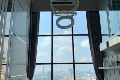 Студия в кондо в Сатхоне, Бангкок, Таиланд № 148116 - фото 1