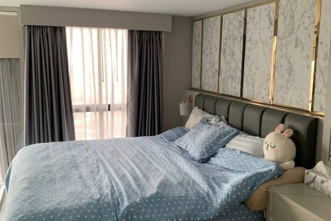 Студия в кондо в Сатхоне, Бангкок, Таиланд № 148116 - фото 2