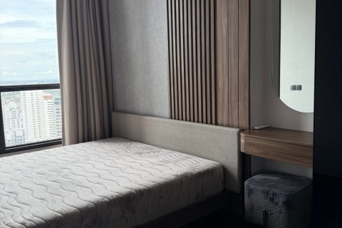 Кондоминиум с 2 спальнями в Ваттхане, Бангкок, Таиланд № 148115 - фото 3