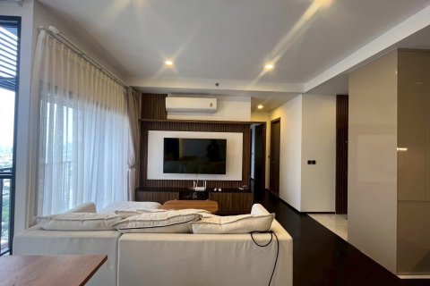 Кондоминиум с 2 спальнями в Ваттхане, Бангкок, Таиланд № 148115 - фото 2