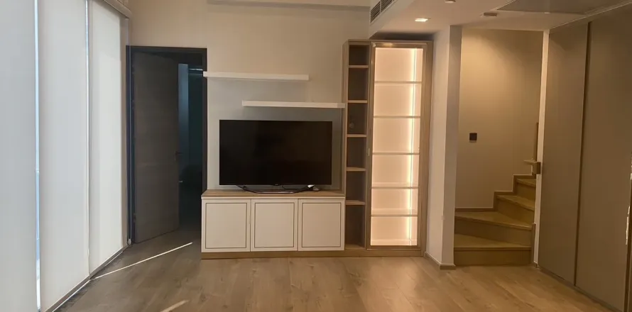 Condo in Chatuchak, Bangkok, Thailand, 2 bedrooms  № 148119