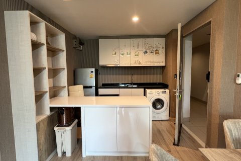 Кондоминиум с 2 спальнями в Пхракханонге, Бангкок, Таиланд № 148114 - фото 3