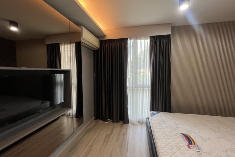 Кондоминиум с 2 спальнями в Пхракханонге, Бангкок, Таиланд № 148114 - фото 11