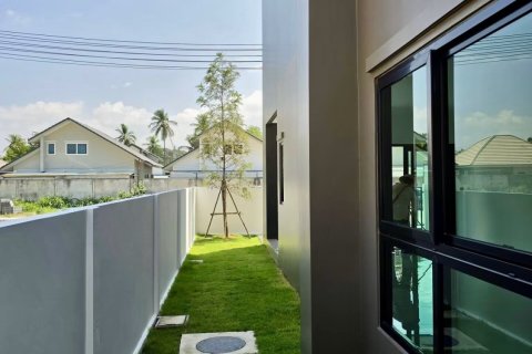 Casa de 3 dormitorios en Pattaya, Tailandia № 209306 - foto 3
