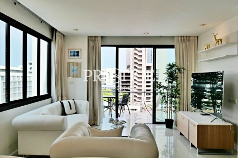 Condominio de 2 dormitorios en Pattaya, Tailandia № 209303 - foto 2