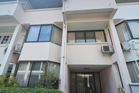 Таунхаус в Хуа Хине, Таиланд с 4 спальнями  № 146735 - фото 2