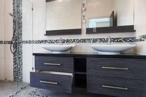 Villa in Hua Hin, Thailand 3 bedrooms № 146737 - photo 7