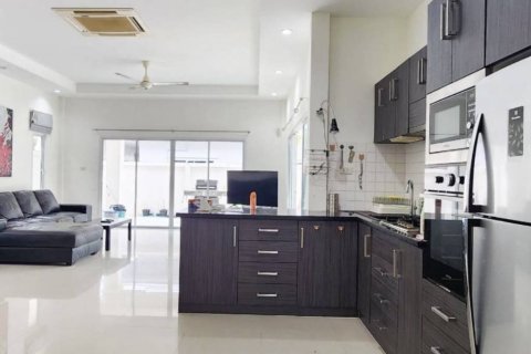 Villa in Hua Hin, Thailand 3 bedrooms № 146737 - photo 4