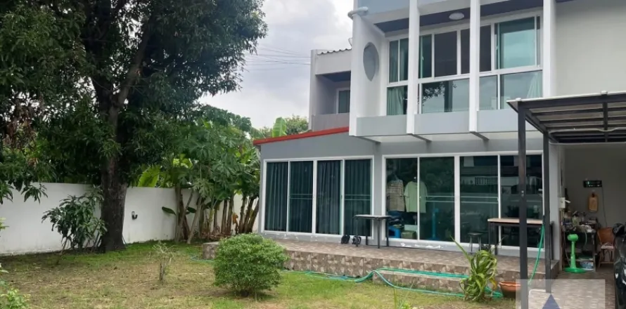 Haus in Prawet, Bangkok, Thailand 4 Schlafzimmer № 216095