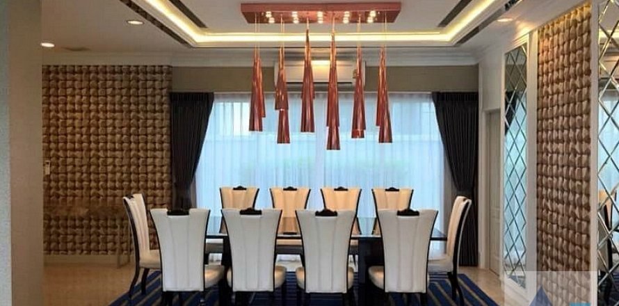 Haus in Saphan Sung, Bangkok, Thailand 5 Schlafzimmer № 216099