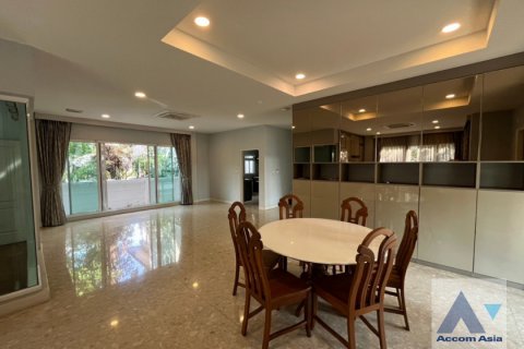 Haus in Saphan Sung, Bangkok, Thailand 4 Schlafzimmer № 216097 - Foto 3