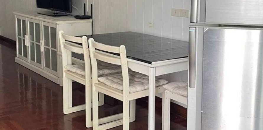 Studio dans le Condo à Pattaya, Thaïlande  № 147426