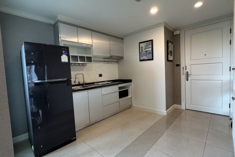 Кондоминиум с 2 спальнями в Хуай Кванге, Бангкок, Таиланд № 147429 - фото 8