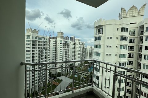 Кондоминиум с 2 спальнями в Хуай Кванге, Бангкок, Таиланд № 147429 - фото 19