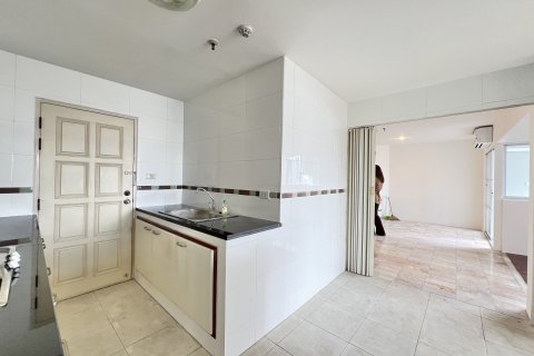 Penthouse à Watthana, Bangkok, Thaïlande 2 chambres № 147428 - photo 16