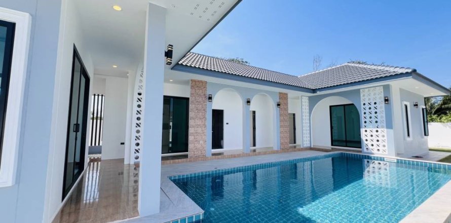Villa in Hua Hin, Thailand 3 bedrooms № 162314