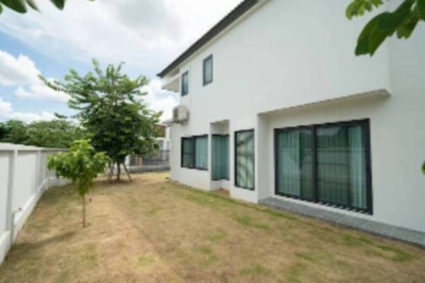 House in Hang Dong, Thailand 3 bedrooms № 162316 - photo 3