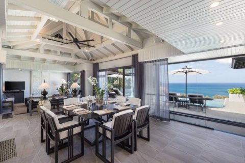 Villa in Bang Tao, Thailand 5 bedrooms № 162318 - photo 3