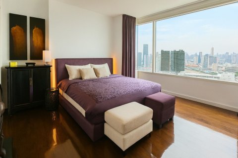 Condo in Khlong San, Bangkok, Thailand, 2 bedrooms № 155250 - photo 1