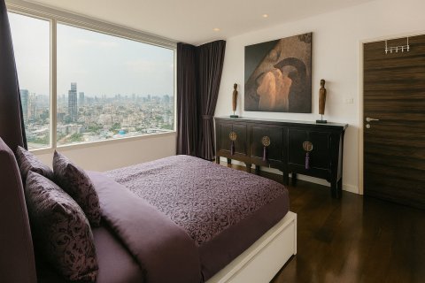 Condo in Khlong San, Bangkok, Thailand, 2 bedrooms № 155250 - photo 10