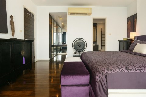 Condo in Khlong San, Bangkok, Thailand, 2 bedrooms № 155250 - photo 11