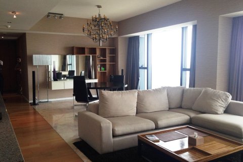 Condo in Sathon, Bangkok, Thailand, 3 bedrooms  № 155251 - photo 4