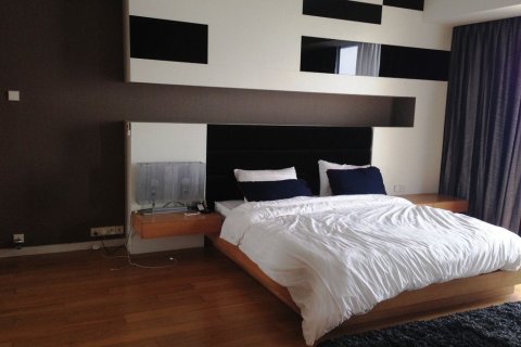 Condo in Sathon, Bangkok, Thailand, 3 bedrooms  № 155251 - photo 9