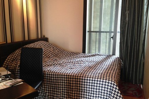 Condo in Sathon, Bangkok, Thailand, 3 bedrooms  № 155251 - photo 8