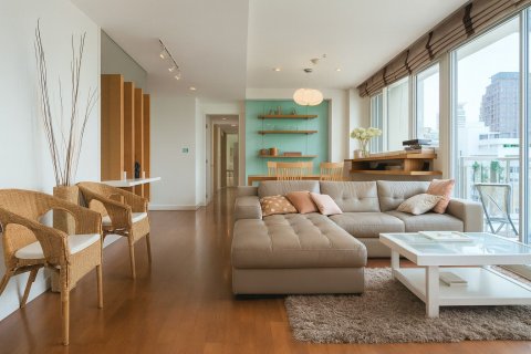 Condo à Watthana, Bangkok, Thaïlande, 2 chambres № 155246 - photo 1