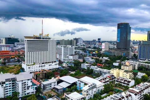 Condo in Watthana, Bangkok, Thailand, 4 bedrooms № 155252 - photo 4