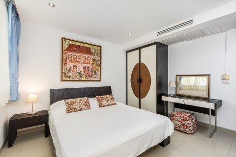 Penthouse in Phuket, Thailand 2 bedrooms № 173508 - photo 24