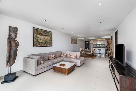 Penthouse in Phuket, Thailand 2 bedrooms № 173508 - photo 11