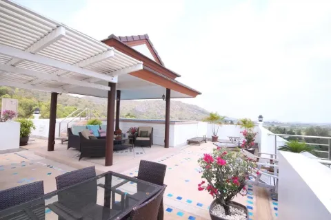 Condo in Hua Hin, Thailand, 3 bedrooms  № 173507 - photo 17