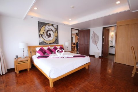 Condo in Hua Hin, Thailand, 3 bedrooms  № 173507 - photo 6