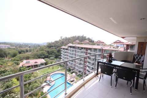 Condo in Hua Hin, Thailand, 3 bedrooms  № 173507 - photo 3