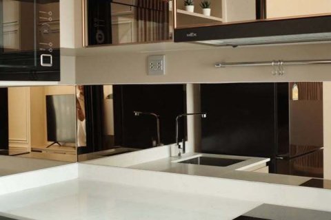 Condo in Ratchathewi, Bangkok, Thailand, 2 bedrooms  № 173510 - photo 8