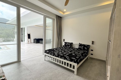 Villa in Ko Samui, Thailand 4 bedrooms № 140695 - photo 13