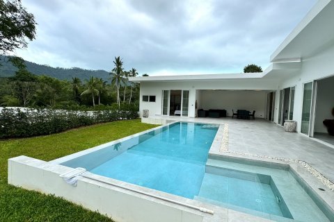 Villa in Ko Samui, Thailand 4 bedrooms № 140695 - photo 18