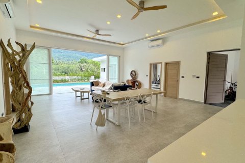 Villa in Ko Samui, Thailand 4 bedrooms № 140695 - photo 7