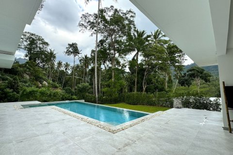 Villa in Ko Samui, Thailand 4 bedrooms № 140695 - photo 9