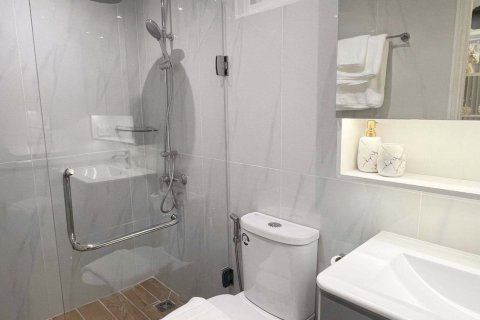 Кондоминиум с 3 спальнями в Ян Наве, Бангкок, Таиланд № 142780 - фото 7