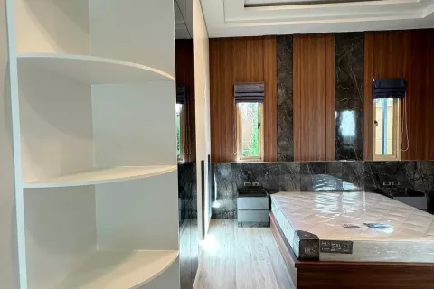 Maison à Pattaya, Thaïlande 4 chambres № 142782 - photo 10