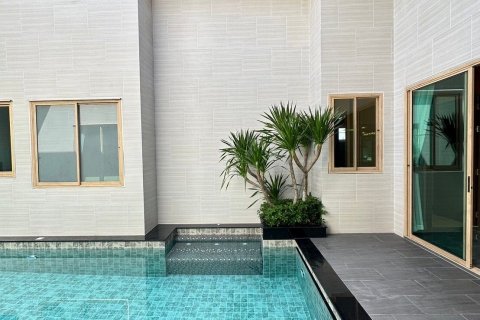 Maison à Pattaya, Thaïlande 4 chambres № 142782 - photo 18