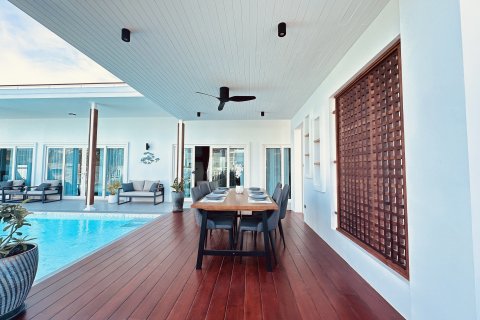 Вилла в Хуа Хине, Таиланд с 3 спальнями  № 151440 - фото 2